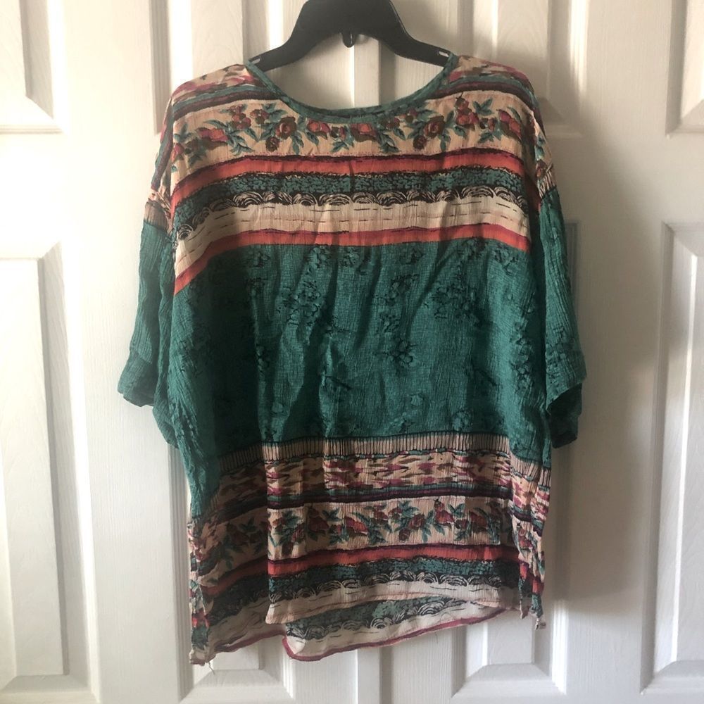 Exclusif by Whispers green & tan designed southwestern blouse size 3X